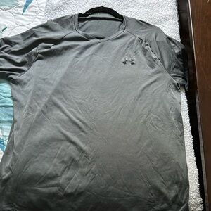 Under armour T shirt
